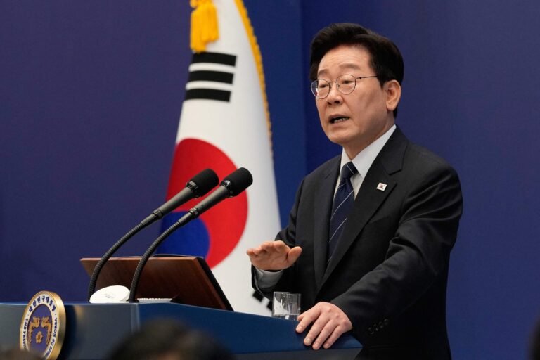 Presidente sul-coreano propõe alívio de sanções contra Coreia do Norte em troca de congelamento de programa nuclear – O GLOBO