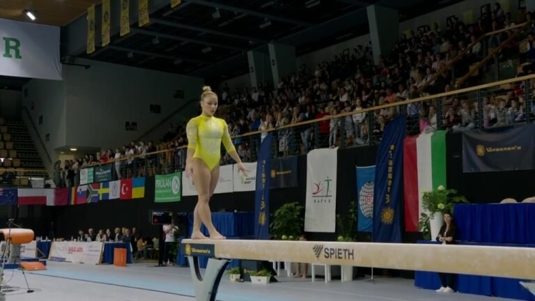 Flávia Saraiva e Rebeca: dobradinha na Copa do Mundo de Ginástica