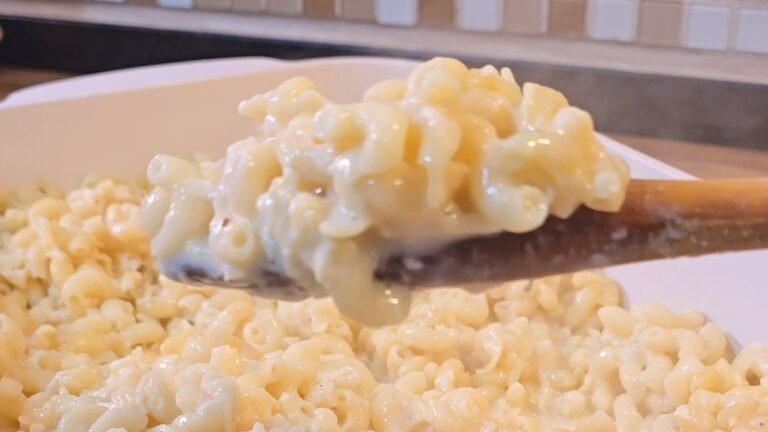 Como fazer Mac and Cheese. O clássico macarrão com queijo