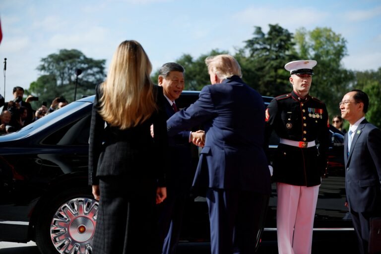 Em encontro de rivais, Trump fala em ‘amizade verdadeira’, e Xi Jinping defende política de não confronto
