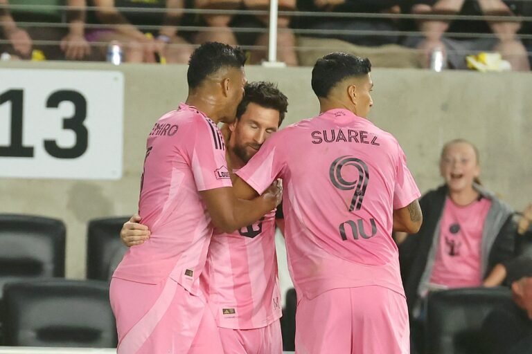 Messi faz golaço de falta, mas Inter Miami empata com o Columbus Crew