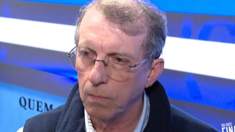 Odorico explica troca de Luís Castro por Renato e contesta valores da rescisão do técnico português