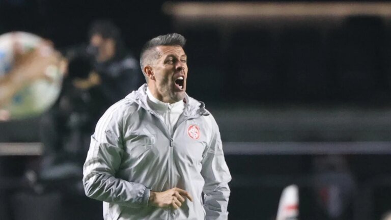 Paulo Pezzolano não é mais técnico do Inter 