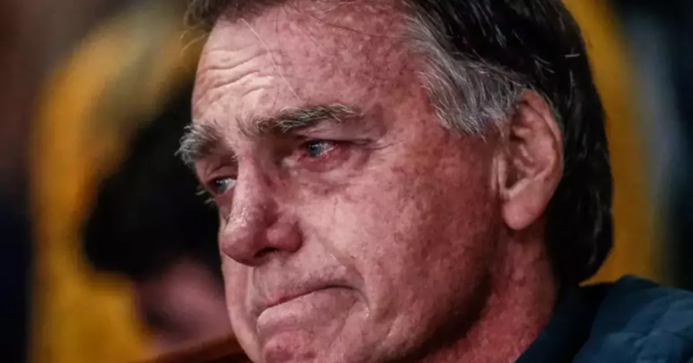 O que aconteceu? Bolsonaro recua de última hora e toma nova decisão sobre pena de 27 anos