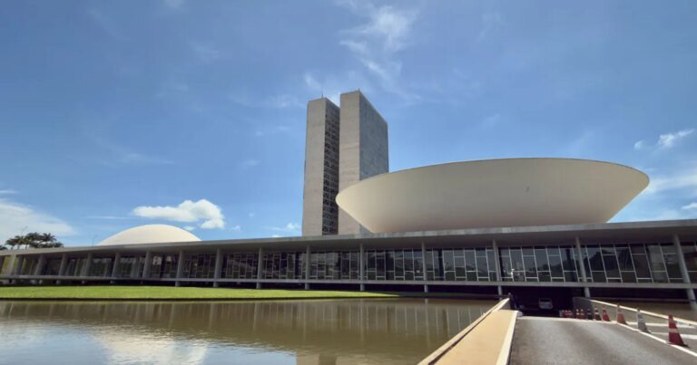 Datafolha: avaliação negativa do Congresso é de 37%; positiva é de 18%