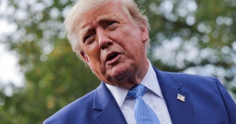 Trump: Herói do voo Dubai-Israel era encanador e via programas de desastres