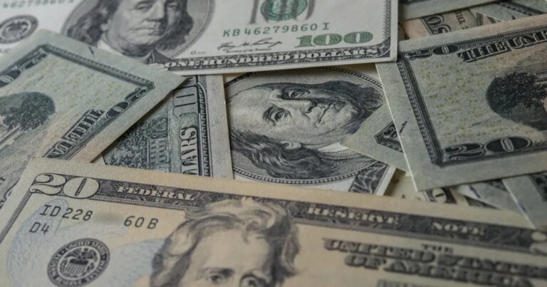 Treasury de 10 anos bate 5% na 1ª vez desde 2023 com temor global de juros