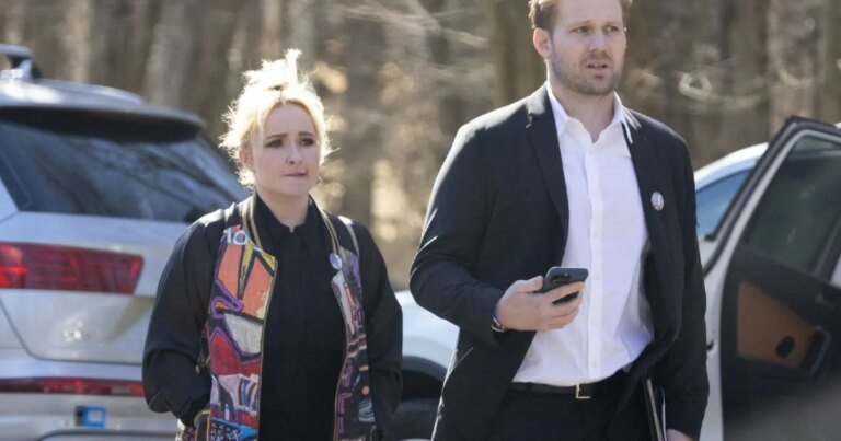 Namorado de Hayden Panettiere é algemado em bar nos Estados Unidos