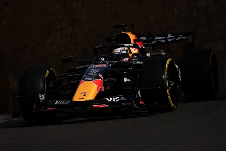 F1: Verstappen lidera TL3 em Baku; Bortoleto é 13º