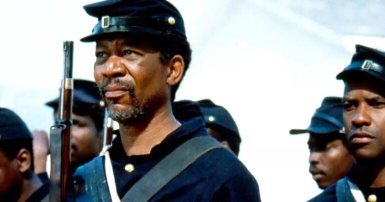 Achei no Prime Video e tem só 122 minutos: Denzel Washington brilha em um dos melhores filmes de guerra de todos os tempos, já disponível para assistir no Brasil