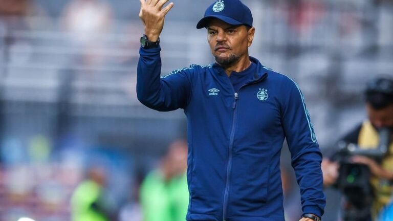 Auxiliar técnico do Grêmio é preso em Porto Alegre 