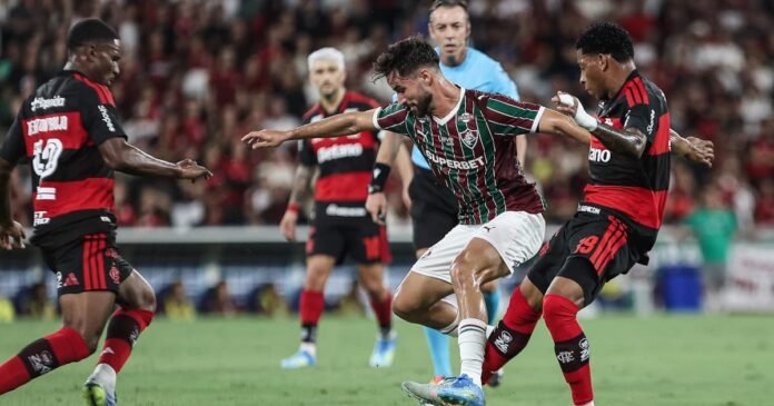 seta para fechar a publicidade