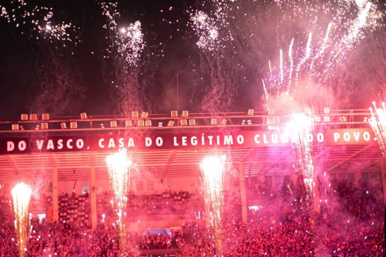 Vasco ainda tenta jogar em São Januário contra o Boca, apesar de batalha pelo Maracanã – ge