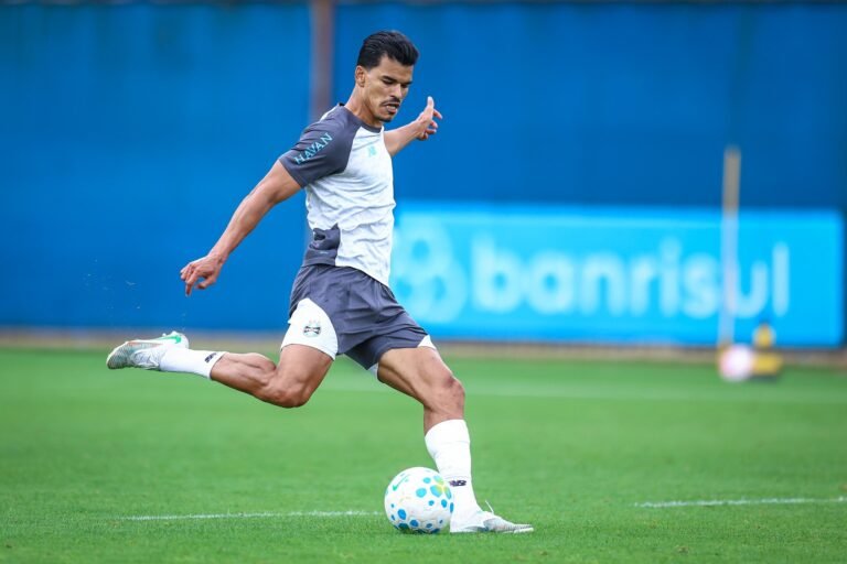 Grêmio finaliza preparação para jogo-treino, e Renato testa nova formação – ge