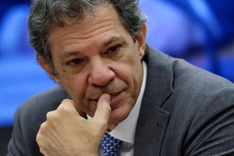 Haddad diz que desejou boa sorte a Tarcísio e fez “críticas programáticas”