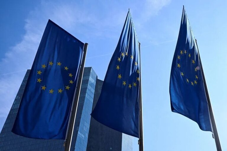Inflação na zona do euro sobe acima do esperado e mantém pressão sobre BCE