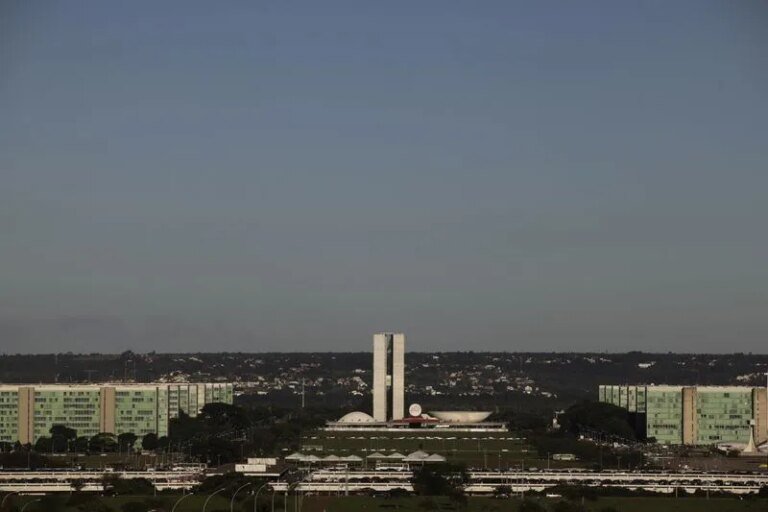 Eleições 2026: Entenda o que acontece entre a eleição e a posse